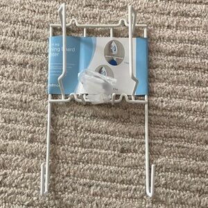 White Wall-Mounted Ironing Board Holder NWT with hardware